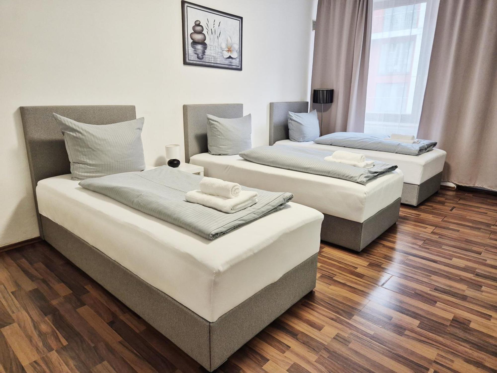 New Center 1 Apartment *